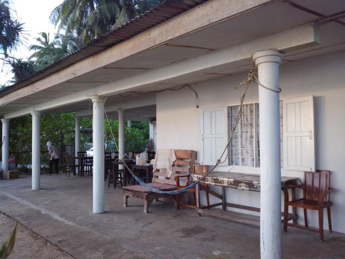 Pandan Beach Homestay Kampong Pandan Eksteriør bilde