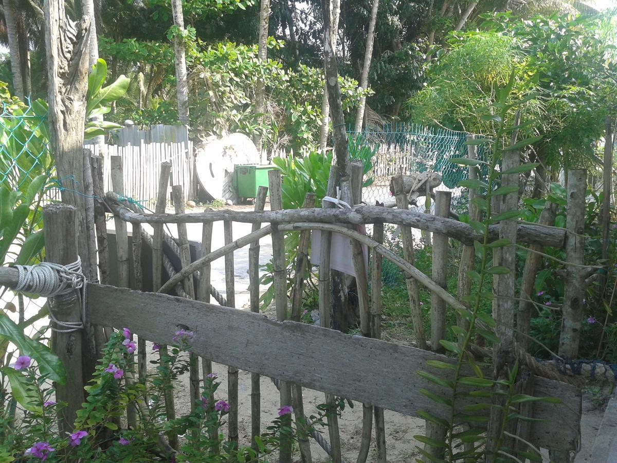 Pandan Beach Homestay Kampong Pandan Eksteriør bilde